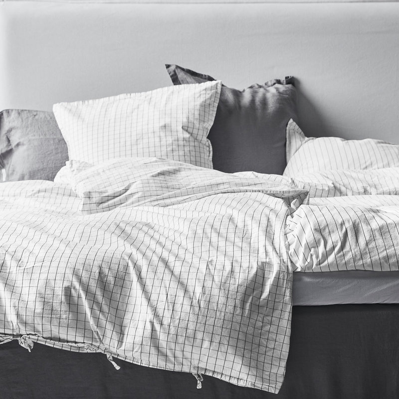 by NORD-collectie Bed Linen Erika Snow w. coal 200 x 140