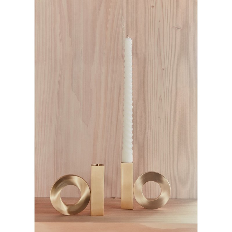OYOY LIVING-collectie Baari Kandelaar Massief Messing Geborsteld Messing