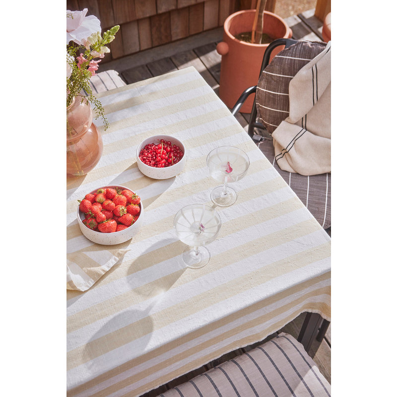 OYOY LIVING Striped Tablecloth 200x140 cm Vanilla