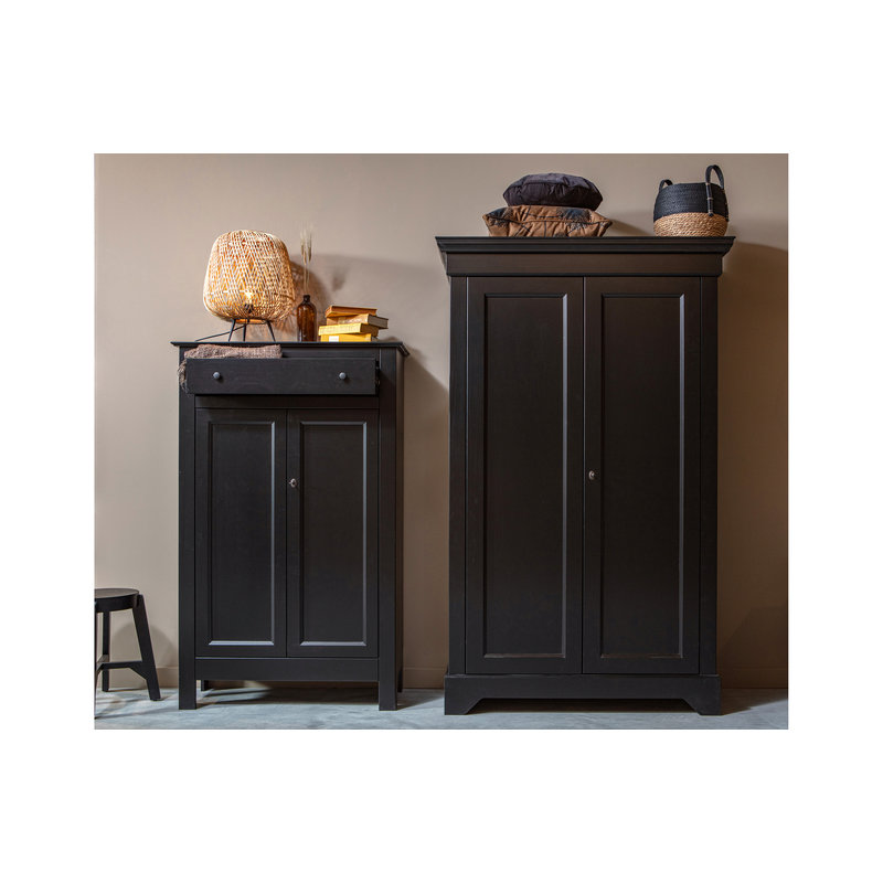 WOOOD-collectie Eva Cabinet Pine Black