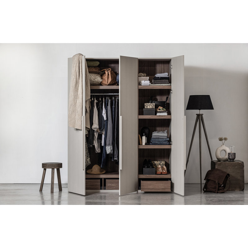 WOOOD-collectie Rens 3-doors Wardrobe Long Handle Walnut/pebble Grey