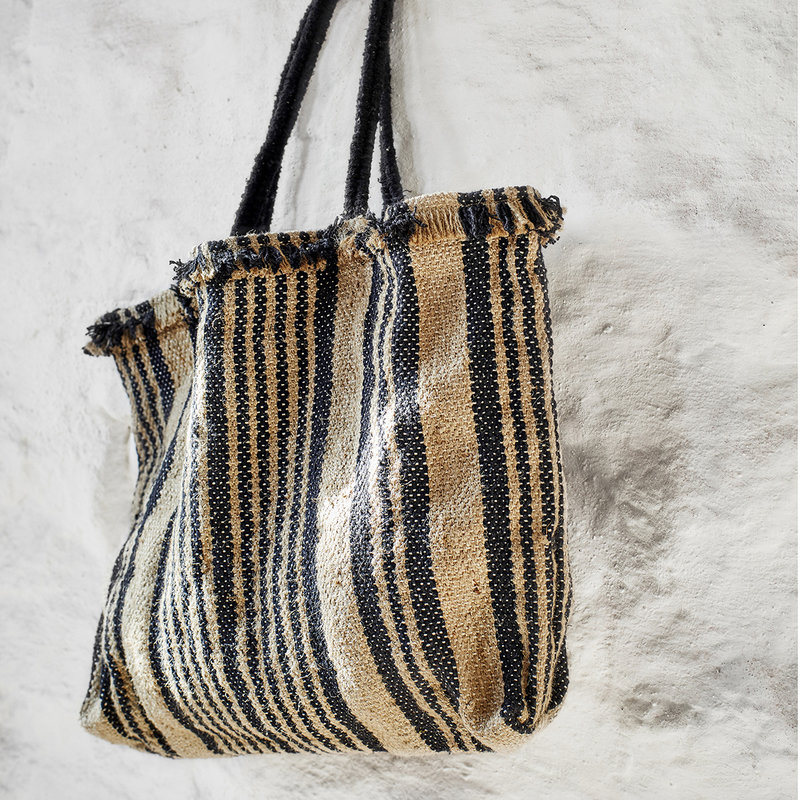 Madam Stoltz-collectie Handwoven striped bag, Natural, black