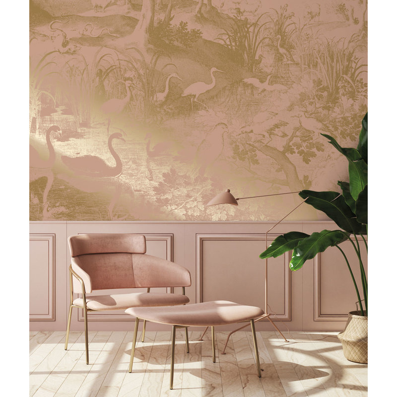 KEK Amsterdam-collectie Gold metallic wallpaper, nude, Engraved landscapes