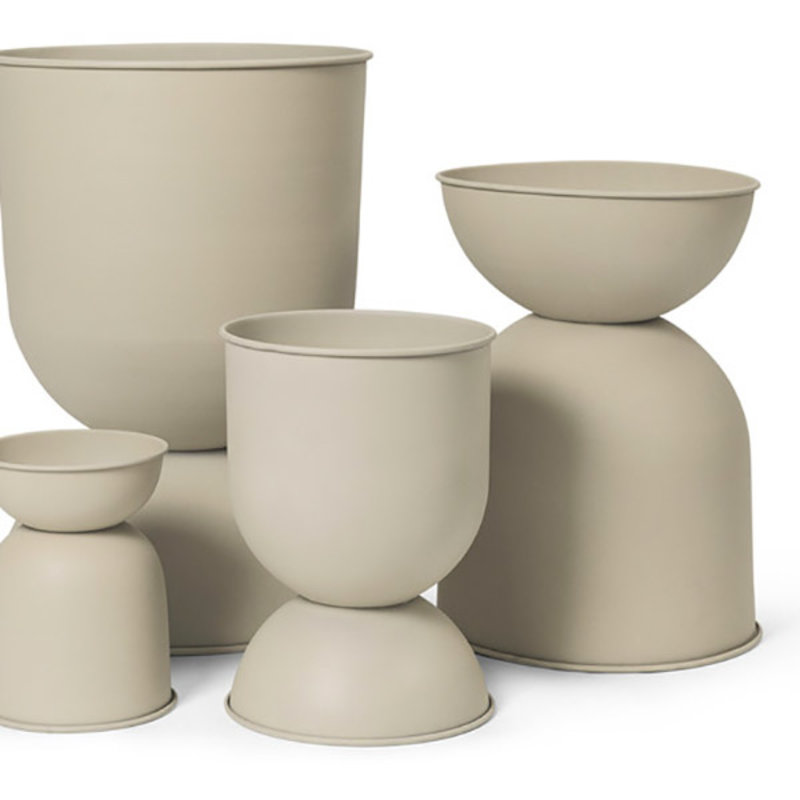 ferm LIVING-collectie Hourglass Pot - Small - Cashmere