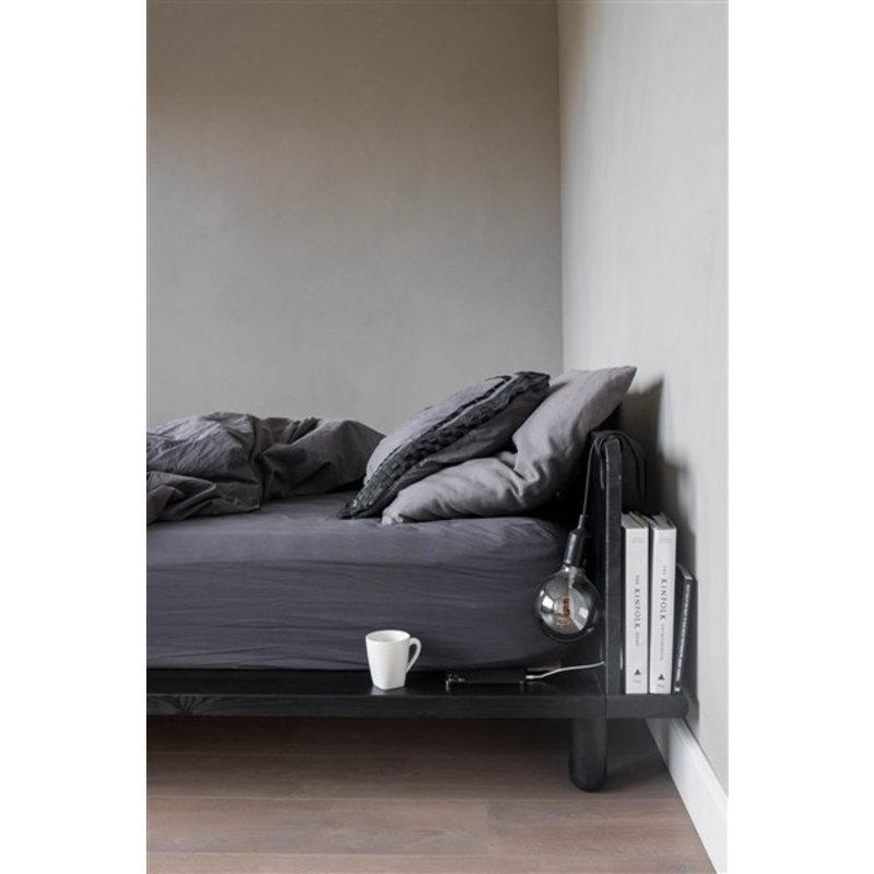 Karup Design-collectie PEEK BED BLACK LACQUERED 140 X 200 W. 2 BED LAMPS