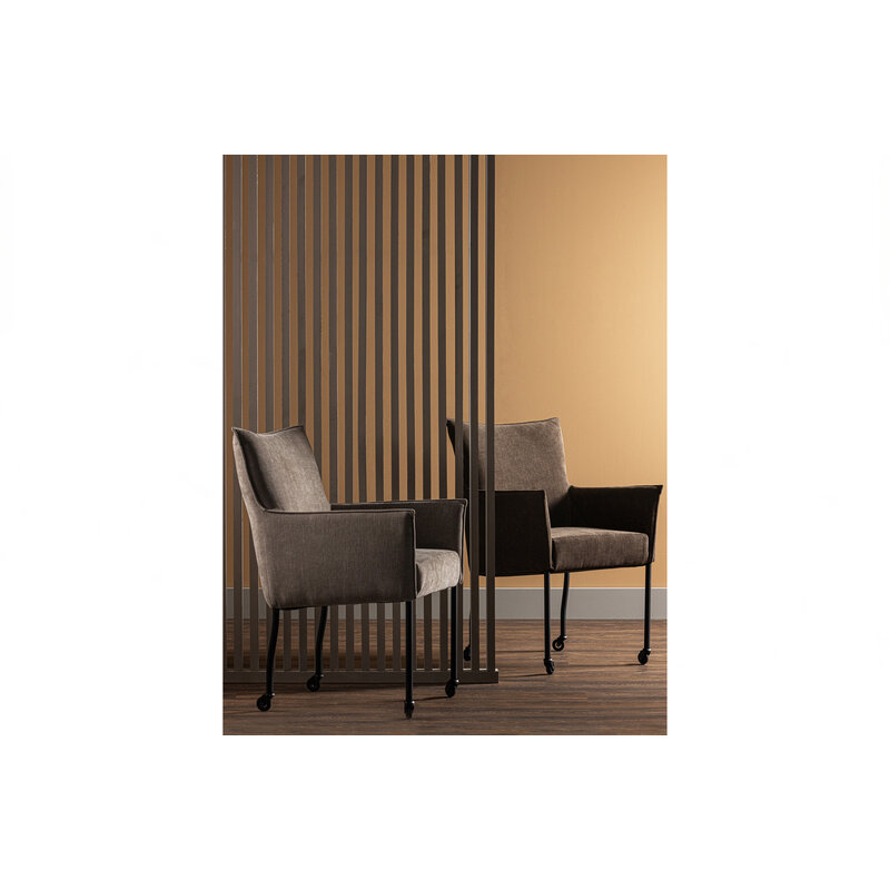 WOOOD-collectie Ezra Dining Chair With Armrest And Wheels Brown