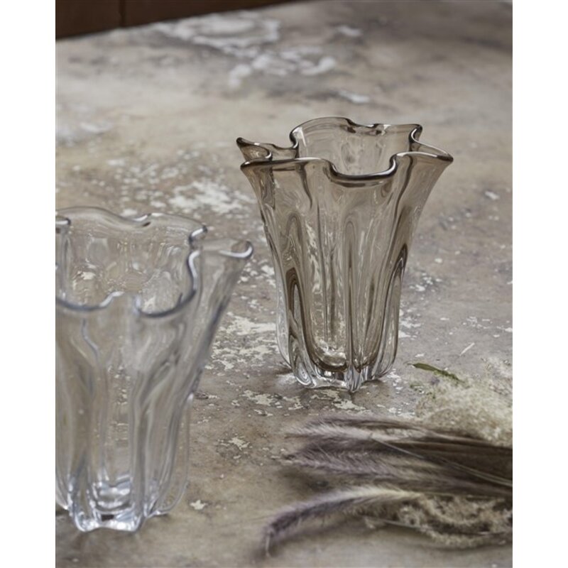 Nordal-collectie KOMNIO vaas van licht gerookt glas