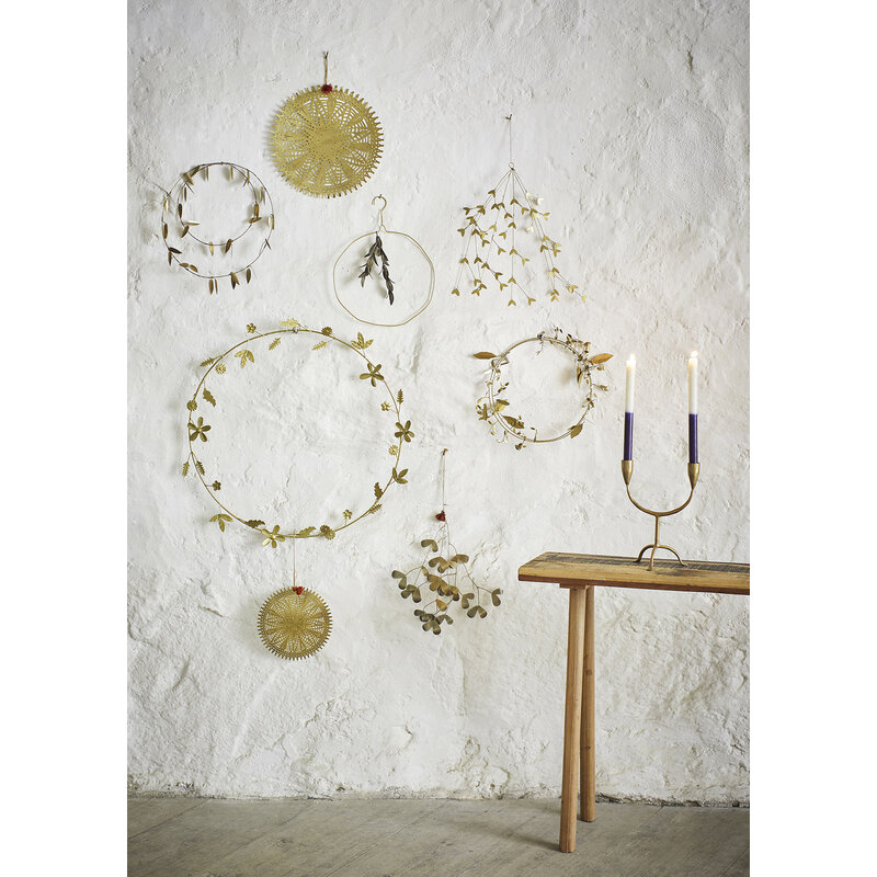 Madam Stoltz-collectie  Double iron wreath aged brass