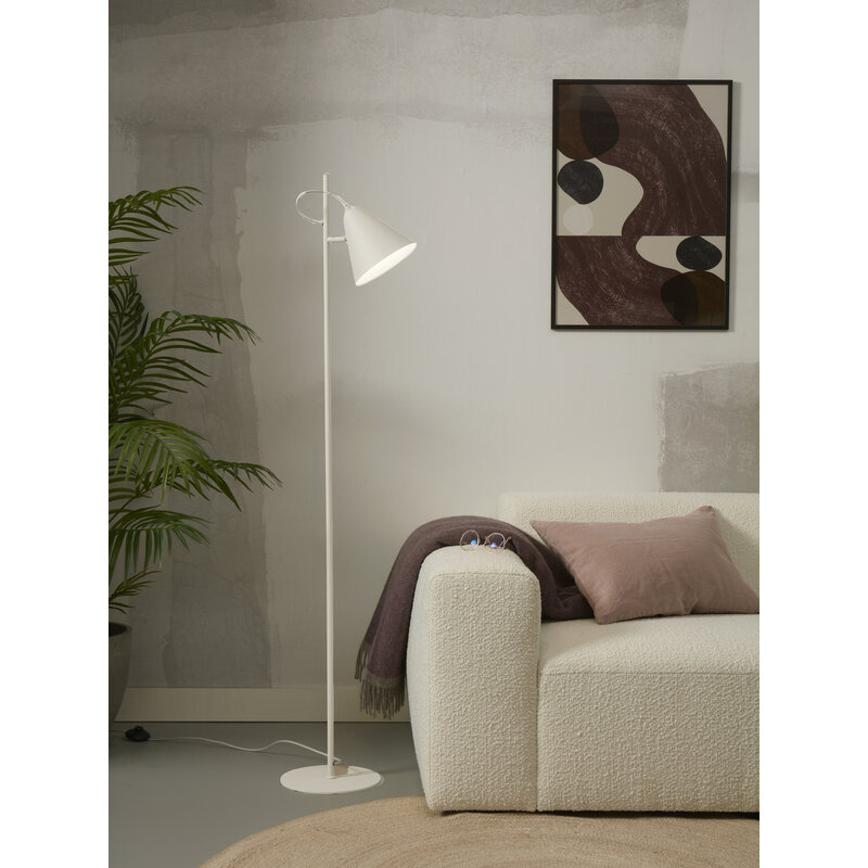 it's about RoMi-collectie Floor lamp Lisbon pointed shade, white