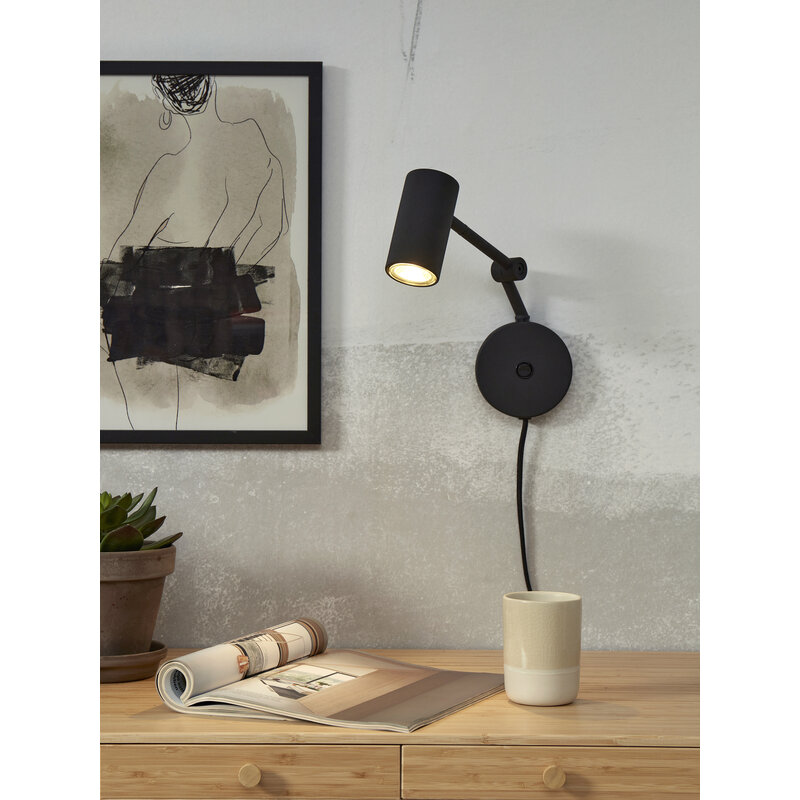 it's about RoMi-collectie Wall lamp iron Montreux, black