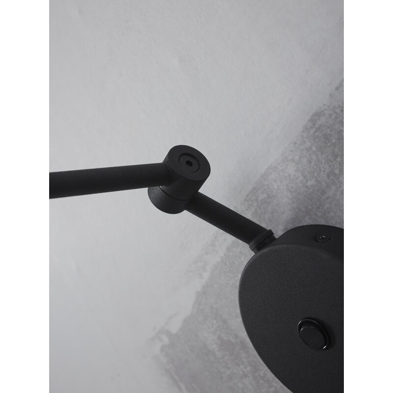 it's about RoMi-collectie Wall lamp iron Montreux, black