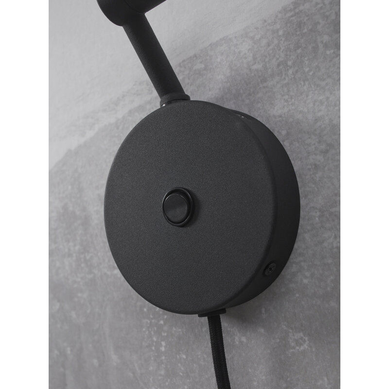 it's about RoMi-collectie Wall lamp iron Montreux, black