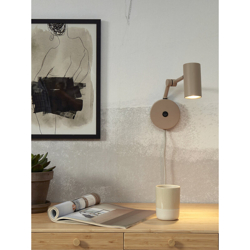 it's about RoMi-collectie Wall lamp iron Montreux, sand