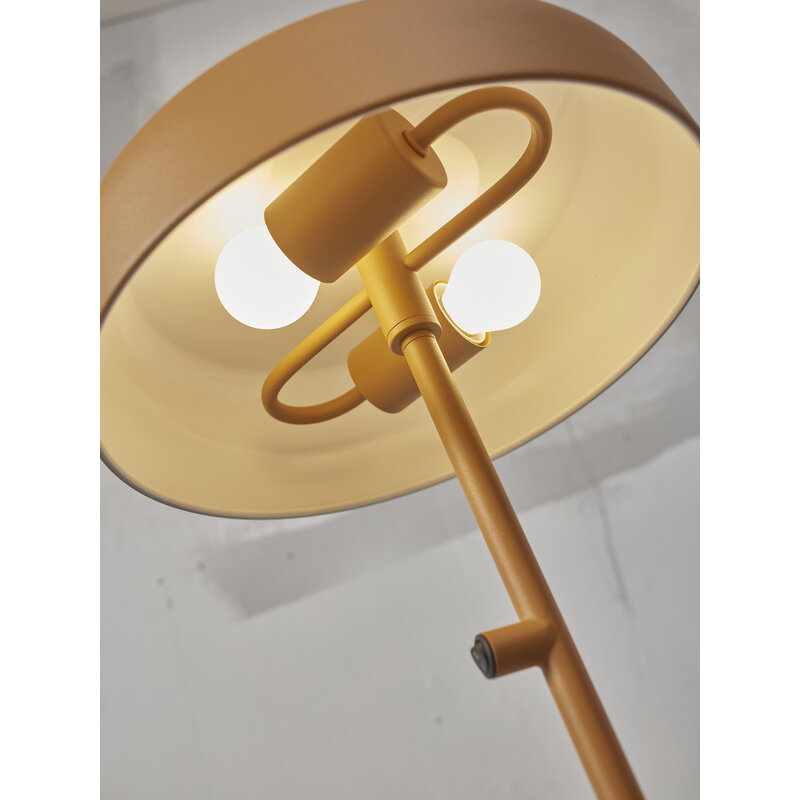 it's about RoMi-collectie Floor lamp iron Porto, mustard
