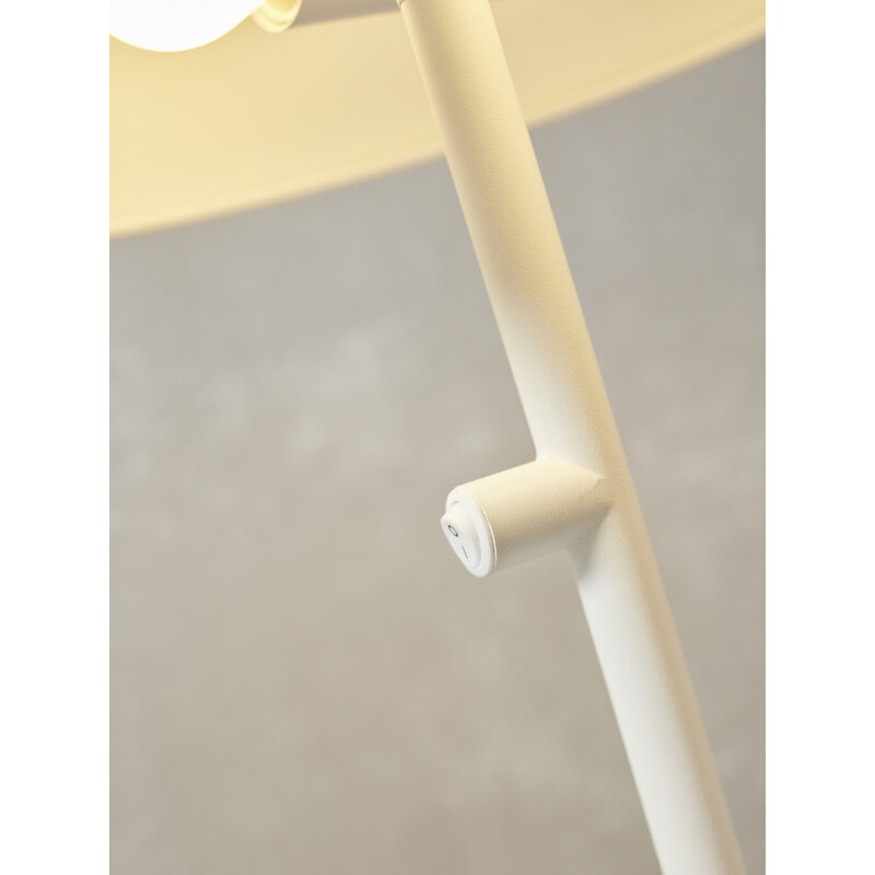 it's about RoMi-collectie Tafellamp ijzer Porto L, wit