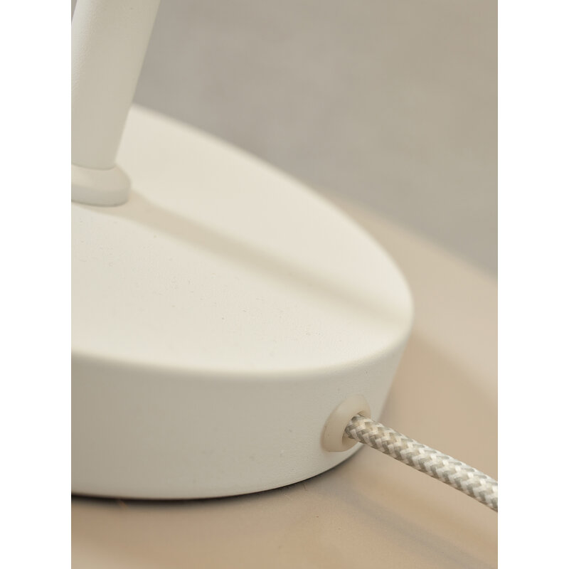 it's about RoMi-collectie Tafellamp ijzer Porto L, wit