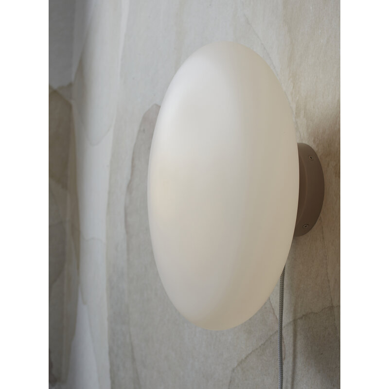 it's about RoMi-collectie Wall lamp Sapporo glass white/sand, S