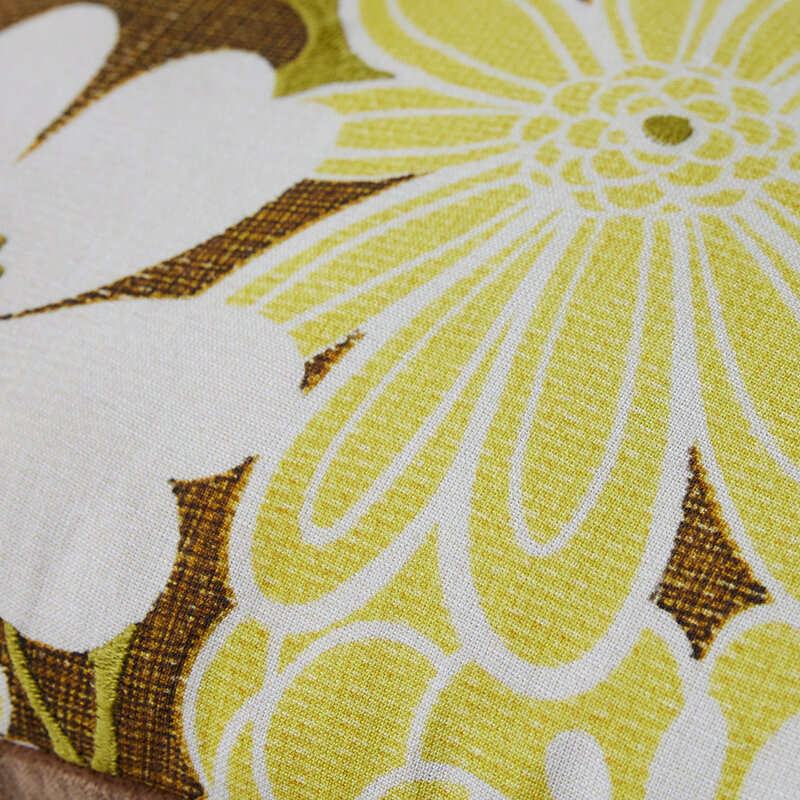 HKliving-collectie Stitched kussen daisy (40x35cm)