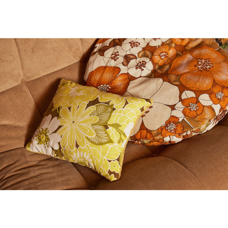 HKliving-collectie Stitched kussen daisy (40x35cm)