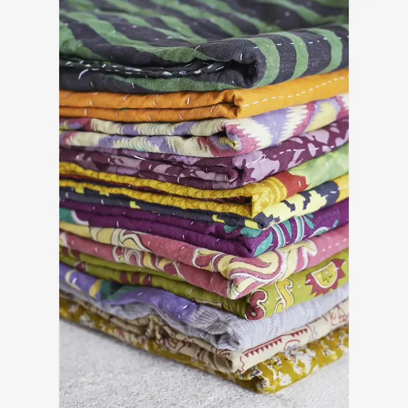 Madam Stoltz-collectie Recycled kantha throw Multi coloured