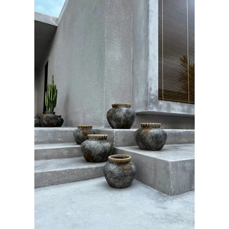 Bazar Bizar The Styly Vase - Antique Gray - M