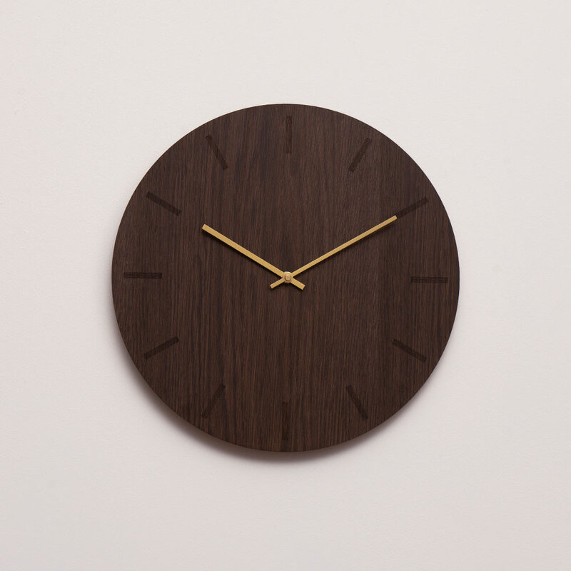 Hemverk-collectie Wandklok rond donker eiken hout