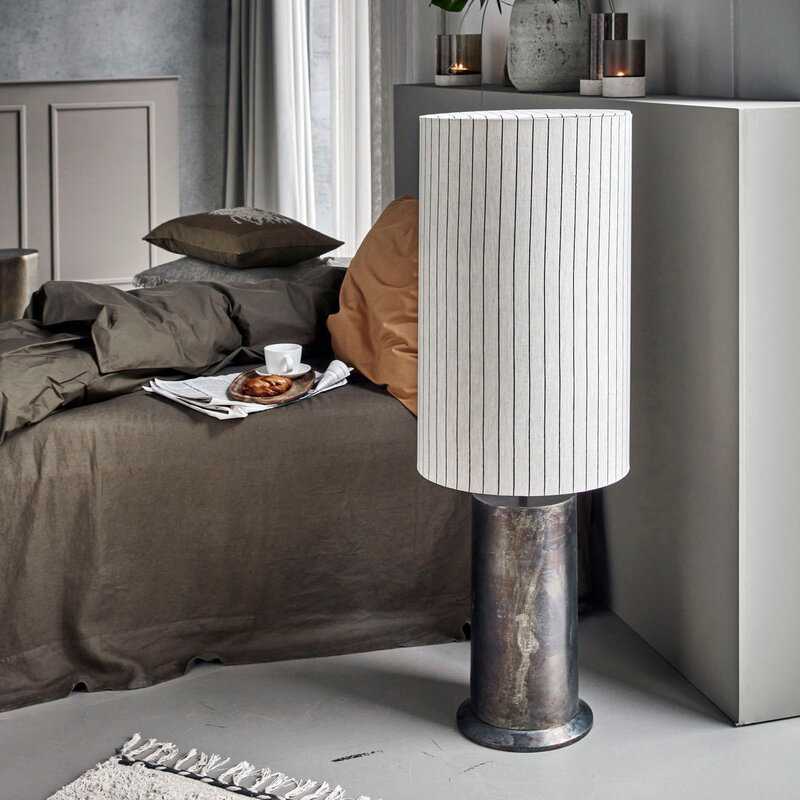 House Doctor-collectie Vloerlamp Rafi base with Shade Antique brown base / Off-white w. black stripes shade