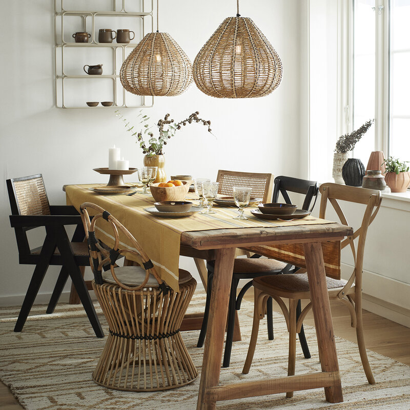 Madam Stoltz-collectie Wooden chair w/ rattan