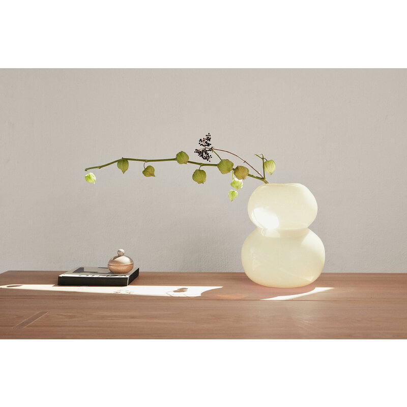 OYOY LIVING Glass Vase Large Vanilla