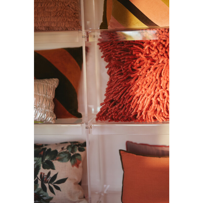 HKLIVING-collectie Rugged woolen cushion cherry red (50x50cm)