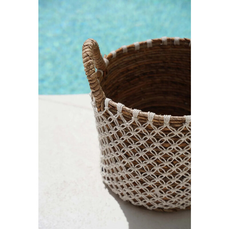 Bazar Bizar The Cross Stitched Macramé Basket - Natural White - L