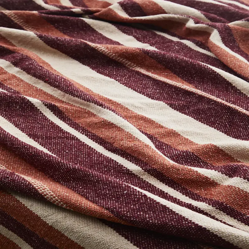 Madam Stoltz-collectie Madam Stoltz Recycled cotton throw Off white, orange, ruby wine Off white, orange, ruby wine
