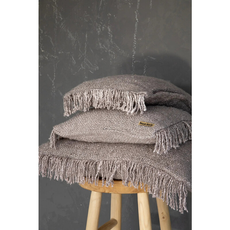 Bazar Bizar-collectie De Oh My Gee Kussenhoes - Parel Grijs - 60x60