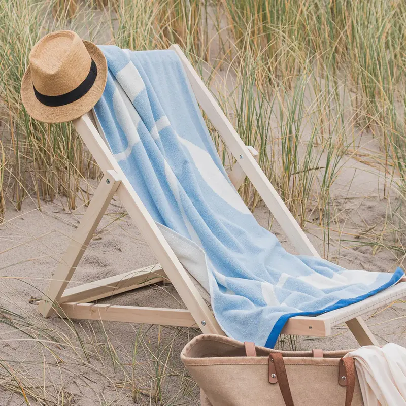 Mette Ditmer-collectie NOVA ARTE bath towel Light blue / Off-white