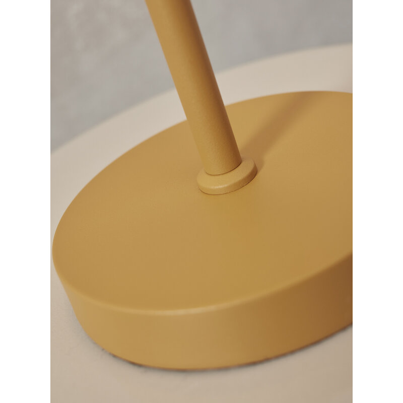 it's about RoMi-collectie Table lamp iron Porto L, mustard