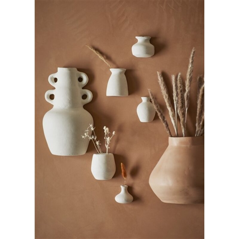Madam Stoltz-collectie #REF! Wall-mounted terracotta vase Natural