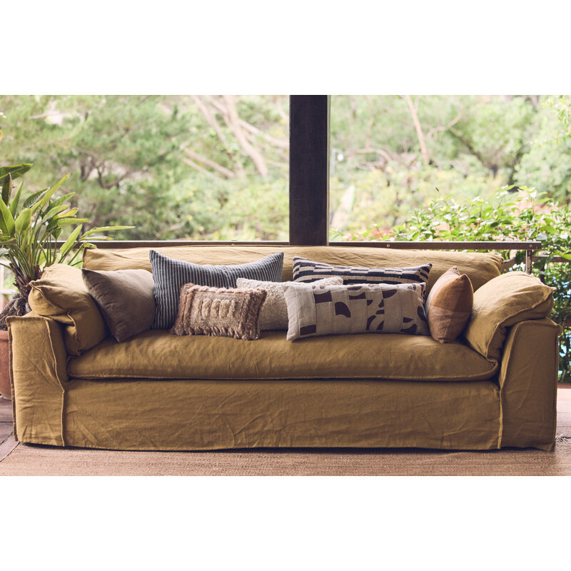 HKLIVING-collectie Nomad bank: 305cm, linnen, burnt ochre