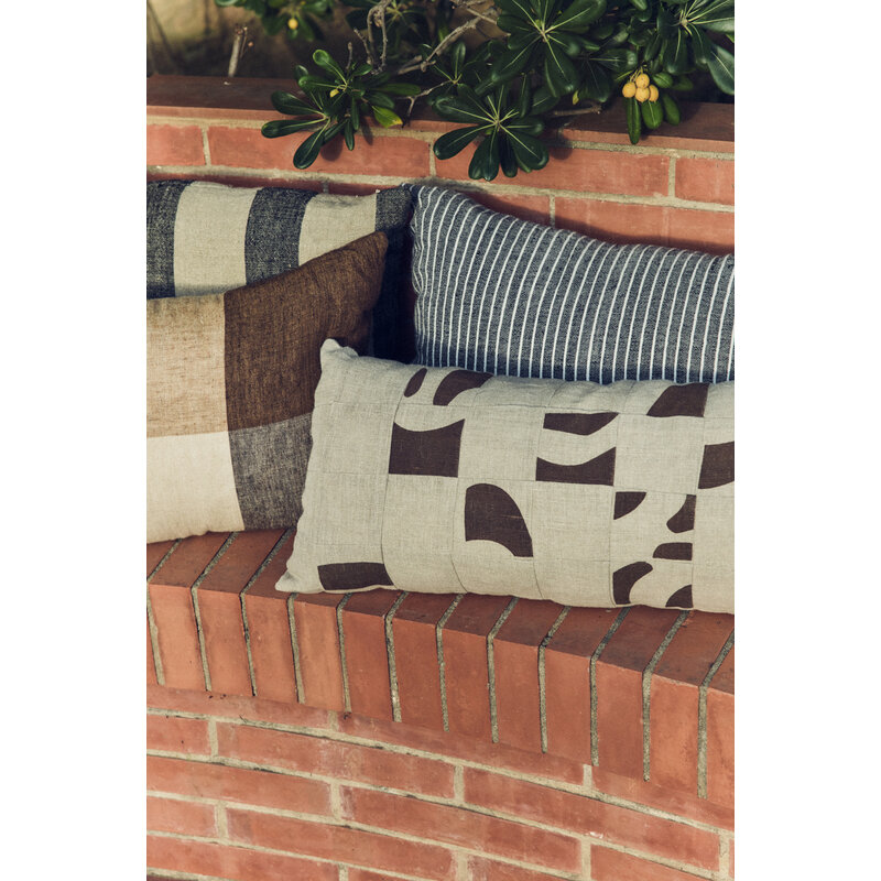 HKLIVING-collectie Natural patched cushion (70x30cm)