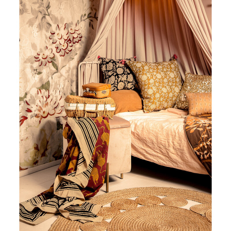 Doing Goods-collectie Botaical cushion cover