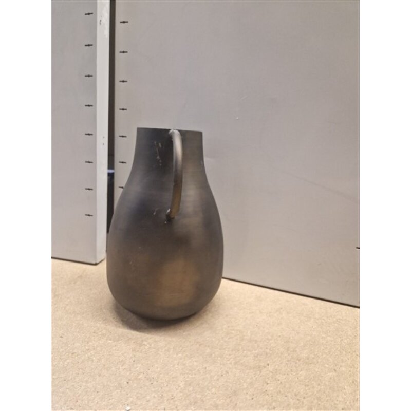 Madam Stoltz-collectie Metalen vaas zwart koper 20 cm - b keuze