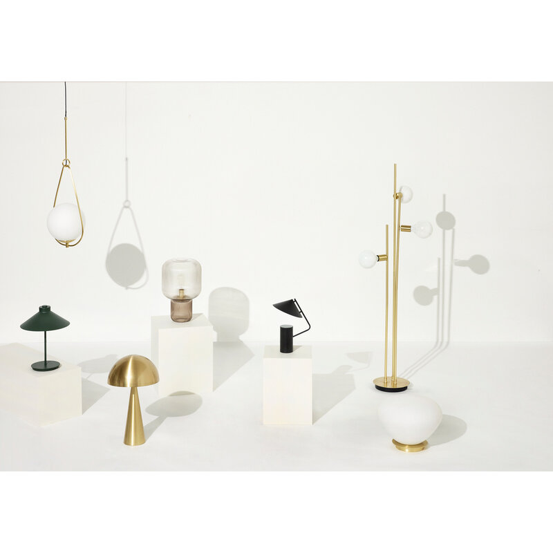 Hübsch-collectie Mush Table Lamp Tall Brass