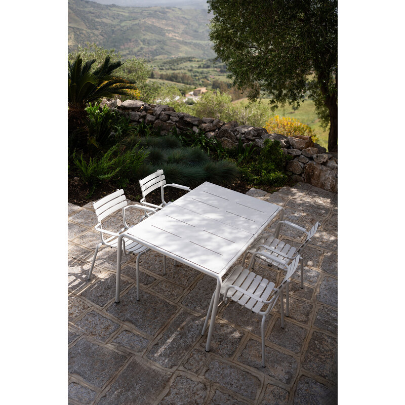 Houe-collectie ALUA tuinstoel met armleuning Muted white
