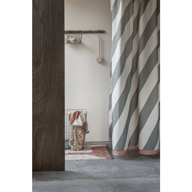 Mette Ditmer-collectie DIAGONAL shower curtain Dark olive
