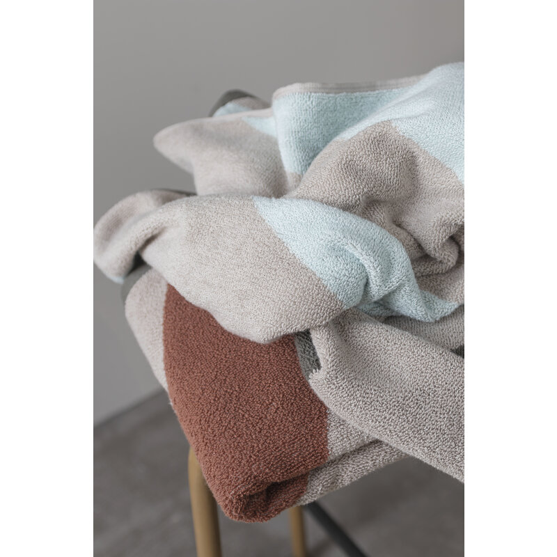 Mette Ditmer-collectie DIAGONAL handdoek Brick