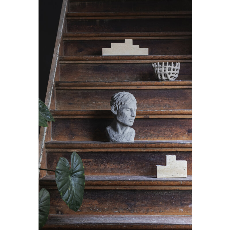 Mette Ditmer-collectie HIS REFLECTIVE MIND bust Concrete