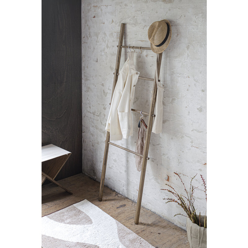 Mette Ditmer-collectie ROOTS ladder Donker geolied