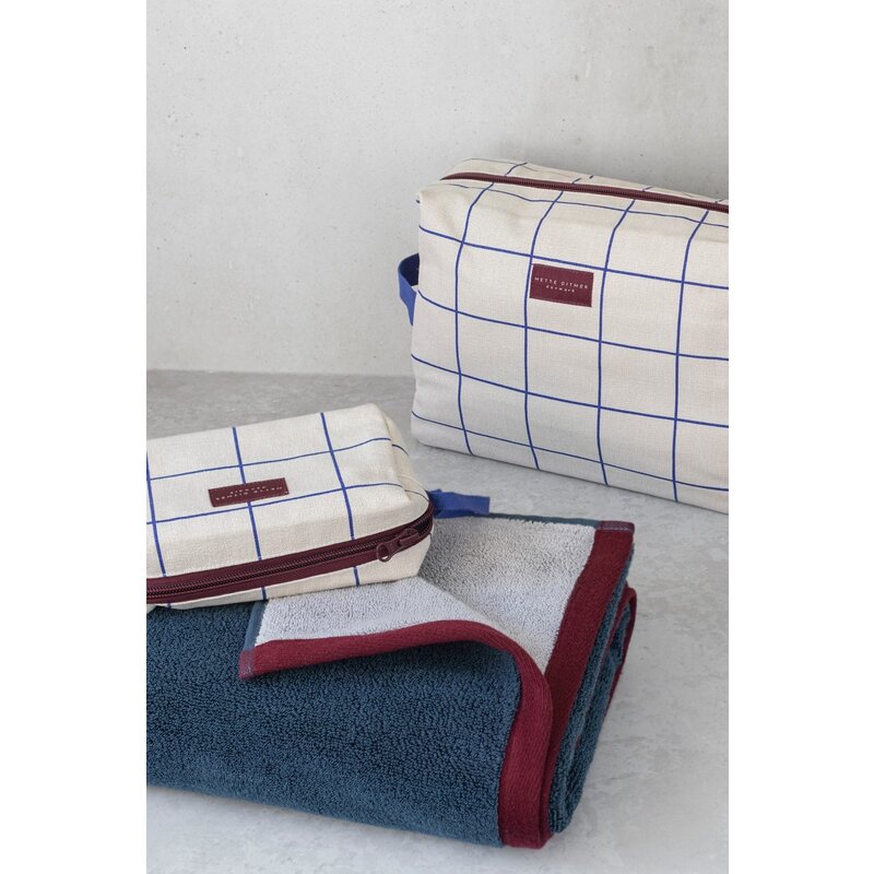 Mette Ditmer-collectie SOFT badhanddoek Midnight blue / Lichtgrijs