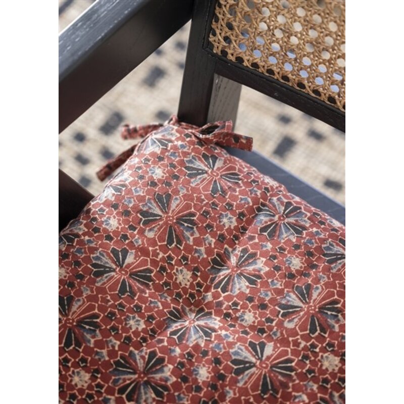 Madam Stoltz-collectie Bedrukte katoenen stoelkussen Syrah, zwart, antraciet, beige