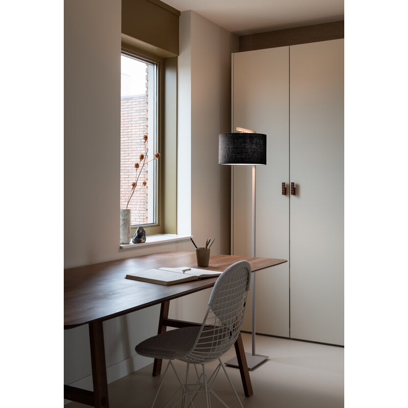 it's about RoMi-collectie Vloerlamp Boston zand/kap 3220 zwart