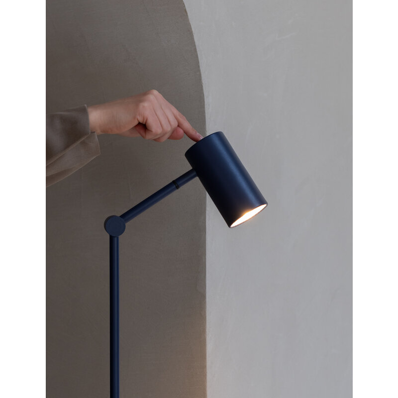 it's about RoMi-collectie Vloerlamp Montreux donker blauw